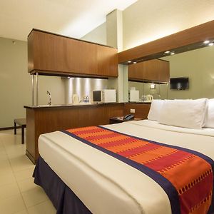 Microtel By Wyndham Eagle Ridge